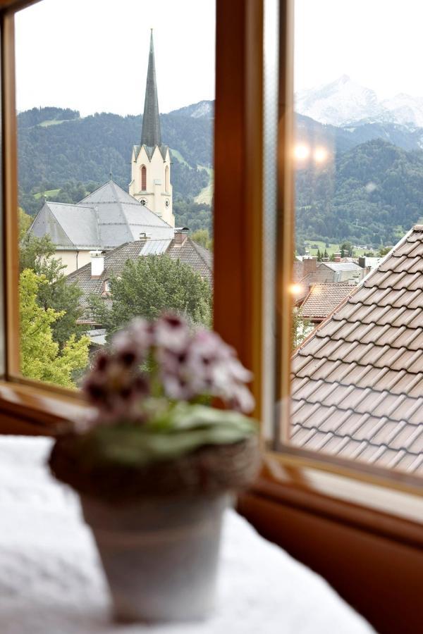 Hotel Schatten การ์มิช-พาร์เทนเคียร์เชน ภายนอก รูปภาพ