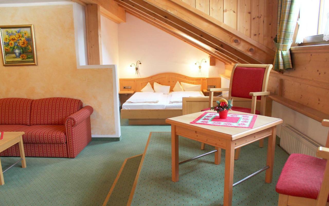 Hotel Schatten การ์มิช-พาร์เทนเคียร์เชน ภายนอก รูปภาพ